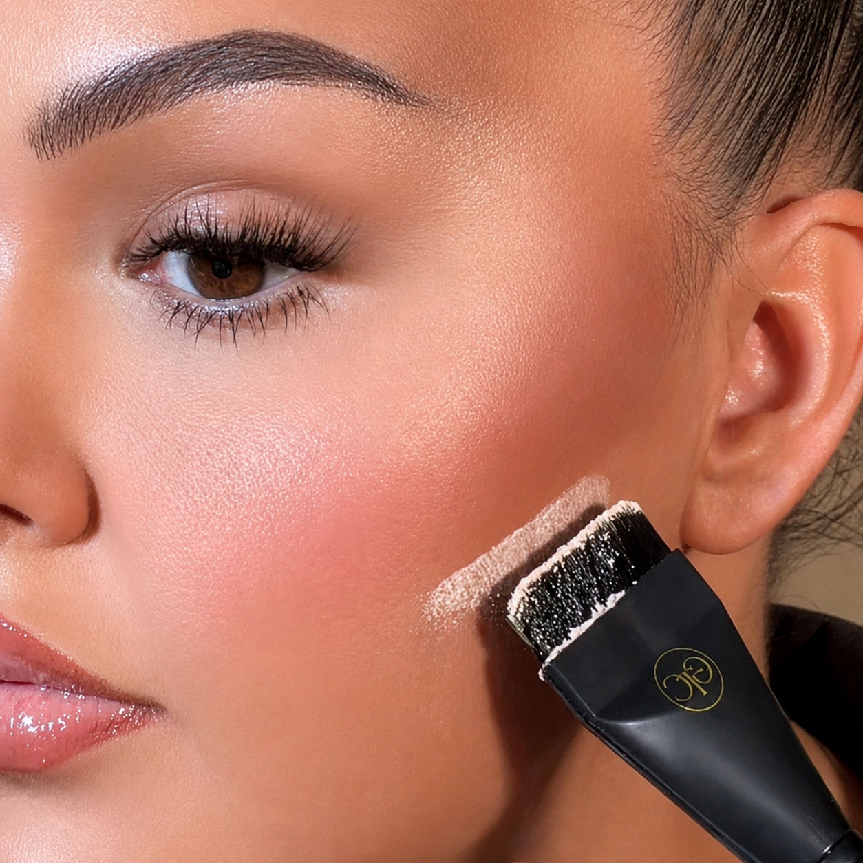 VELORI DEFINE - Precision Sculpting Brush | Contour & Baking Brush